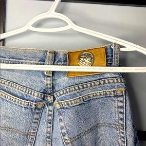 COPY - High Waisted Mom Jeans 👖